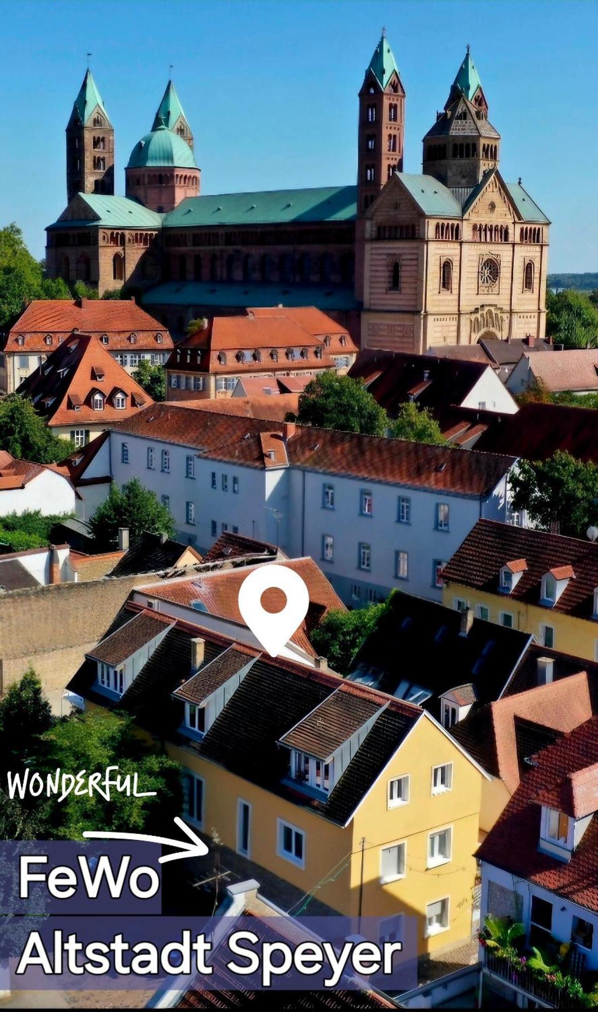Altstadt Speyer Esterno foto